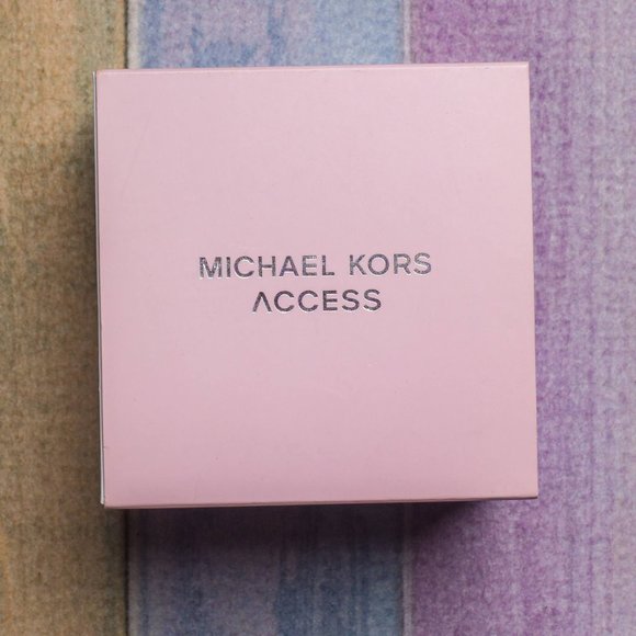 Michael Kors Gen 5 Bradshaw Blush-Tone Aluminum Smartwatch main image 6